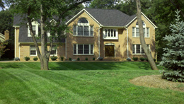 Looking Sharpe Landscapes yard maintenance 284